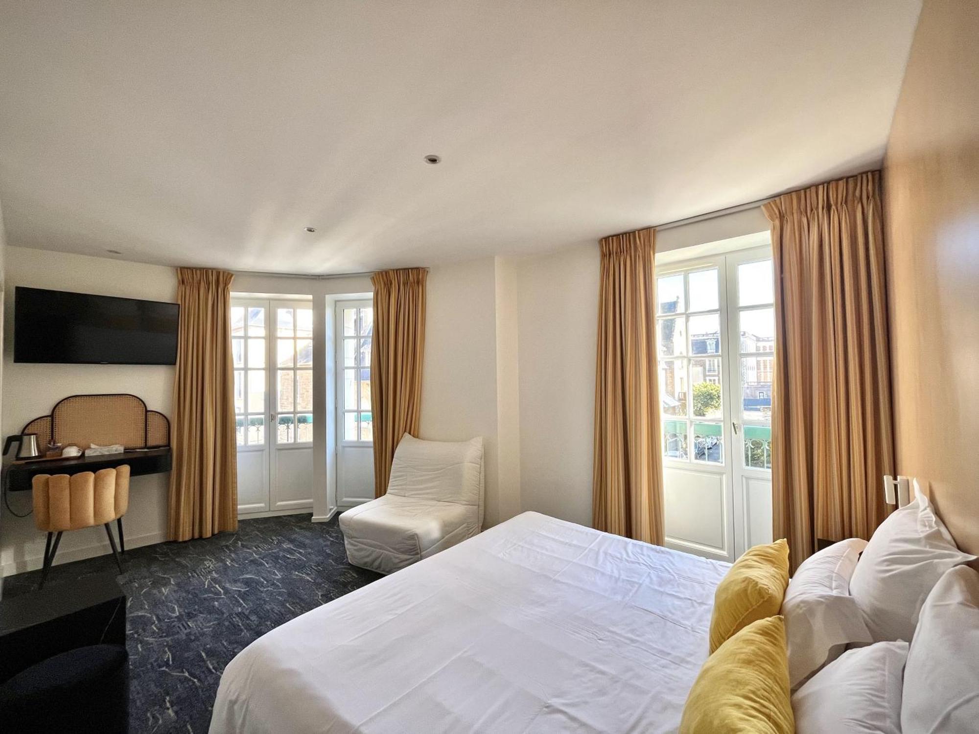 Hotel Balmoral Dinard Buitenkant foto